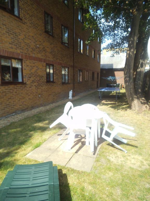 Quayside Close Holiday Apartments Poole Ruang foto